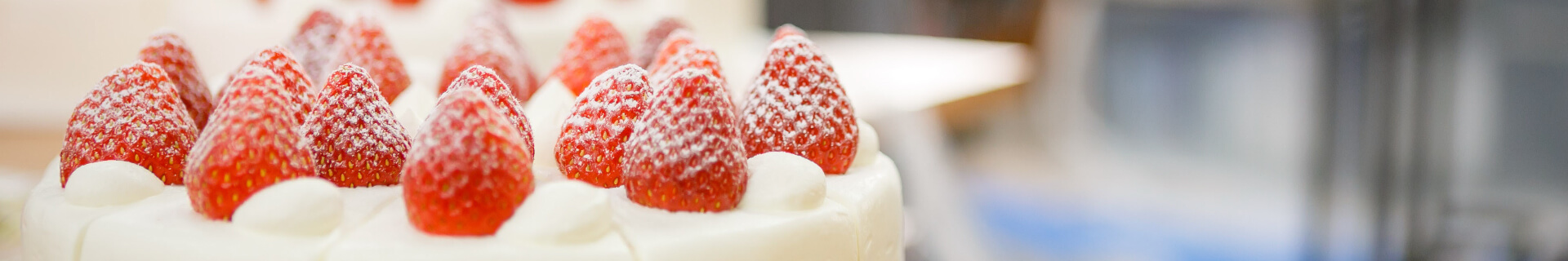 【おすすめケーキのご紹介】苺のショート - 松本市のケーキ屋 5HORN(ファイブホルン)【公式】