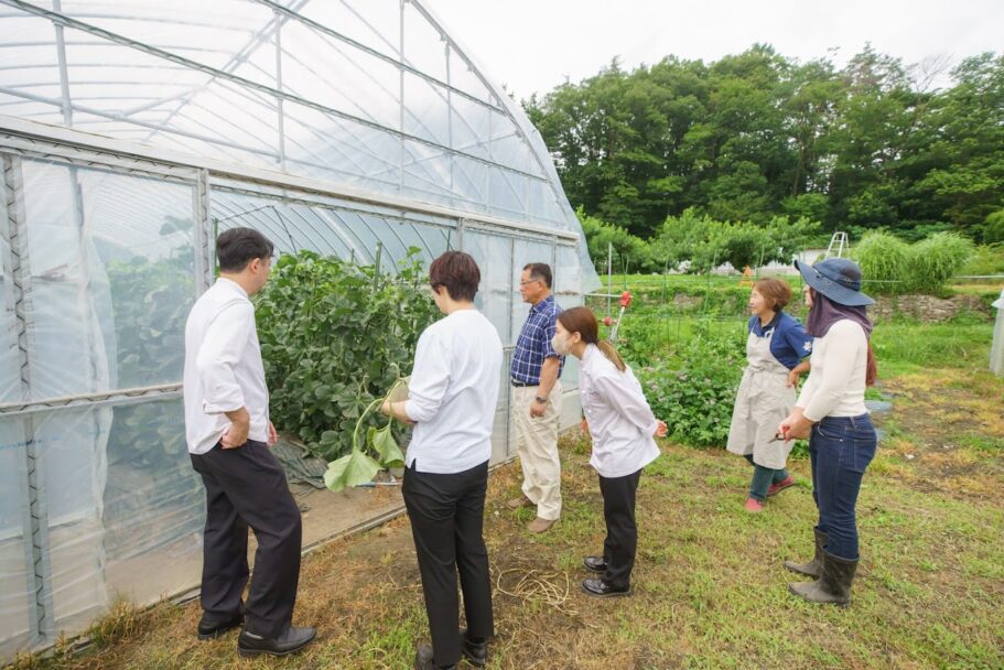 松本市にあるメロン農家様視察